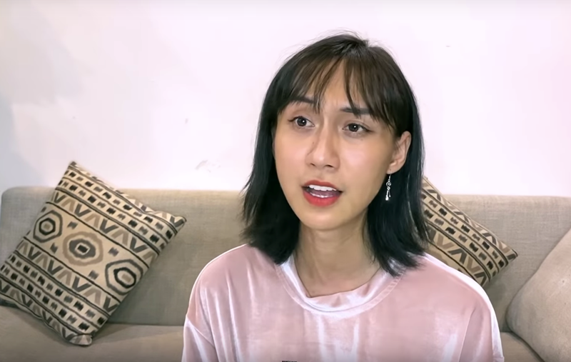 Ở những khoảnh khắc zoom cận càng gây mê người đối diện bởi vẻ đẹp hậu chuyển giới của Lynk Lee.