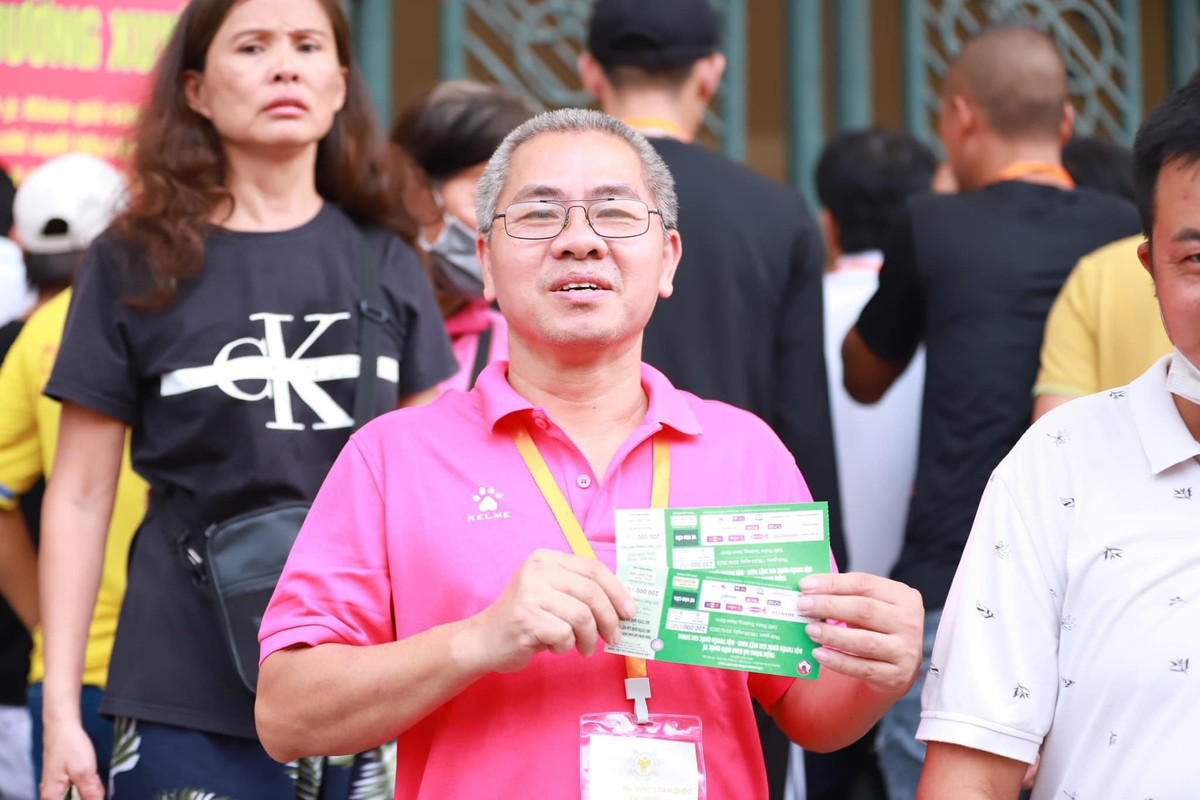 Ban tổ chức có quyền từ chối sự tham gia của bất kỳ khán giả nào không tuân theo quy định và không hoàn trả lại tiền vé.