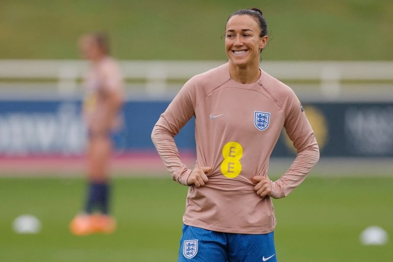 Lucy Bronze được coi là thủ lĩnh số một của đội tuyển Anh. Hậu vệ phải của Barcelona cùng "Tam sư" vô địch Euro 2022 và giành 4 danh hiệu Champions League với 2 đội bóng khác nhau.