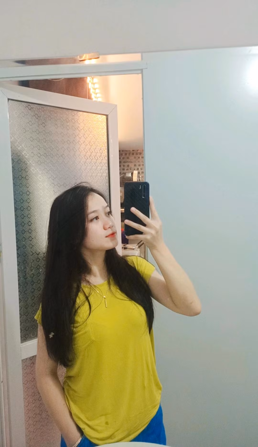 Nói về trận đấu vừa qua của U23 Lào, Phonethip Vongsa nói: "Dẫu đội Lào không thắng nhưng em vẫn rất vui vì đây là lần đầu tiên em được đi cổ vũ tuyển nhà ở sân vận động to như vậy, được chứng kiến rất đông các CĐV Việt cổ vũ cho đội quê mình nữa, ấm áp lắm luôn. Nên xem xong em có quay clip đăng lên Tiktok để làm kỷ niệm."