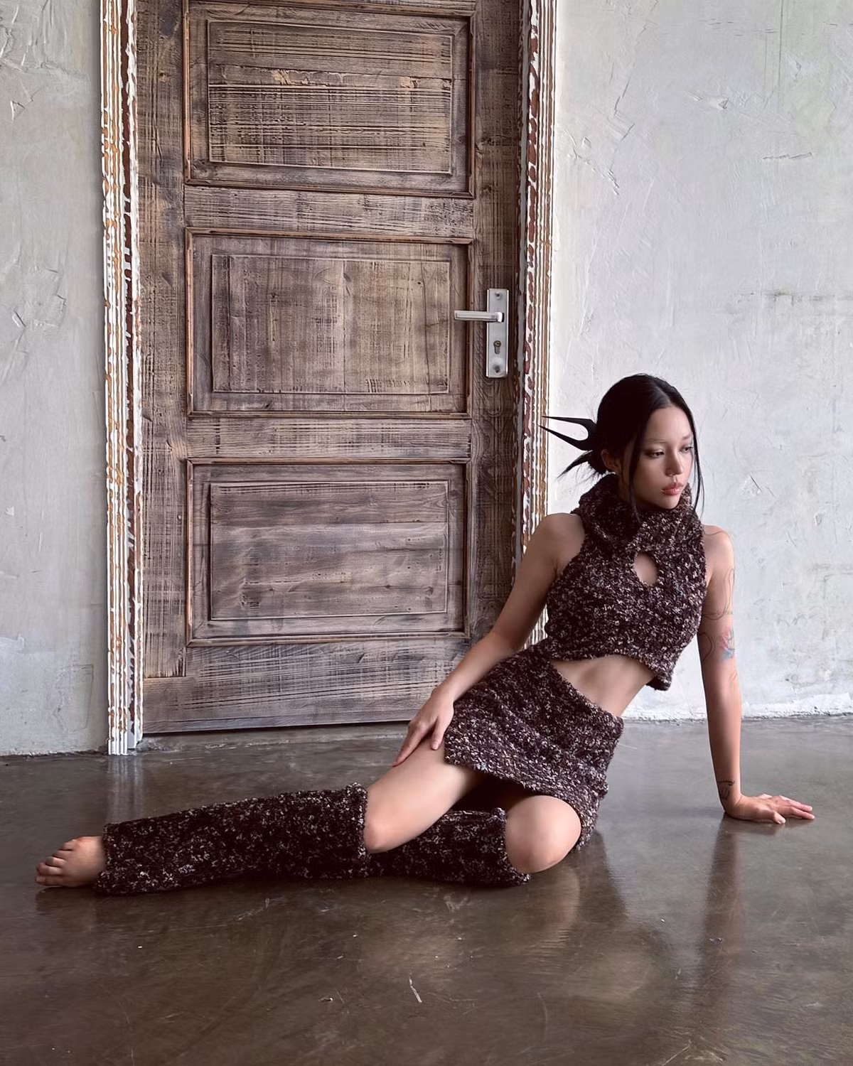 Dù sở hữu chiều cao khiêm tốn vỏn vẹn 1m50, tuy nhiên nữ streamer sinh năm 1996 lại có thân hình cân đối với số đo ba vòng lần lượt là 78-58-80.