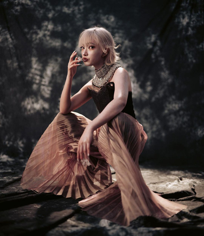 "Tiểu yêu" Châu Bùi doạ sẽ bắt hết tất cả những ai hư.