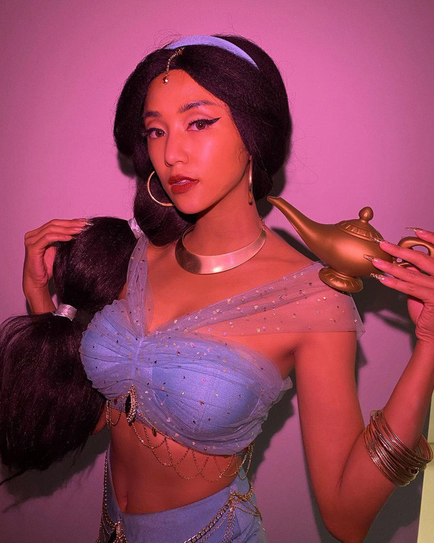 Hot girl Salim lựa chọn trở thành công chúa Jasmine nổi tiếng.