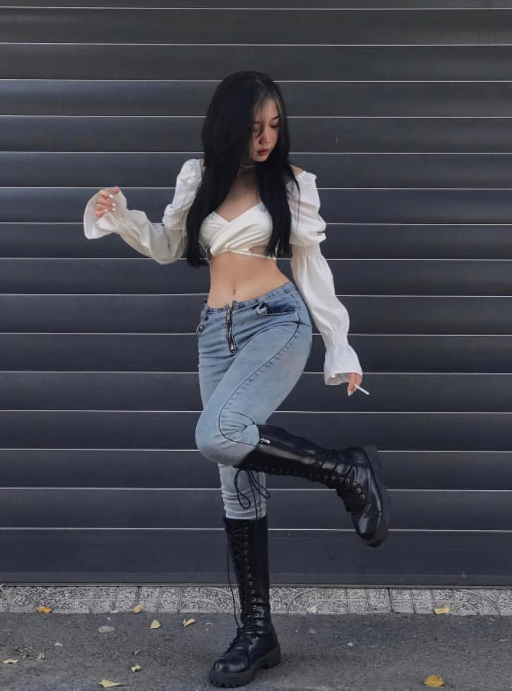 Hai công việc này tưởng chừng không liên quan nhưng lại có mối quan hệ mật thiết, giúp Băng Nhi luôn tỏa sáng mỗi khi xuất hiện.