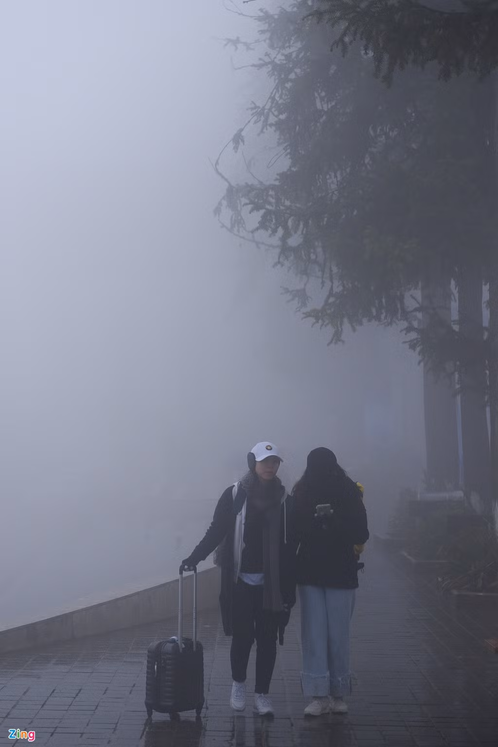 Nhiều người không kịp đặt trước khách sạn, phải chấp nhận với giá phòng ngày lễ từ 1 đến 4 triệu đồng/đêm.