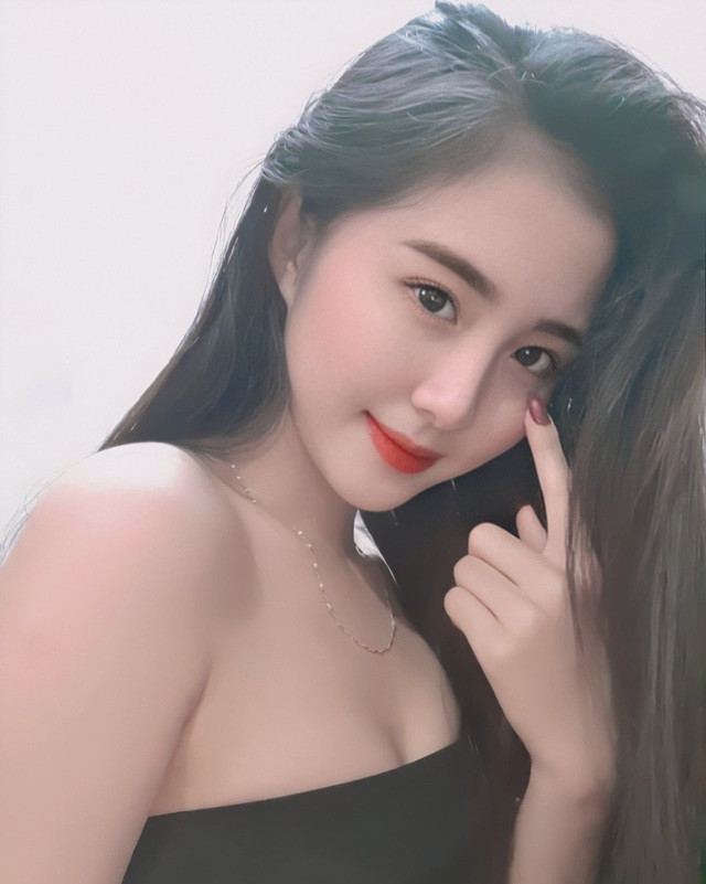 Sống hạnh phúc và vui vẻ bên những người thân yêu là điều khiến Vy hài lòng nhất.