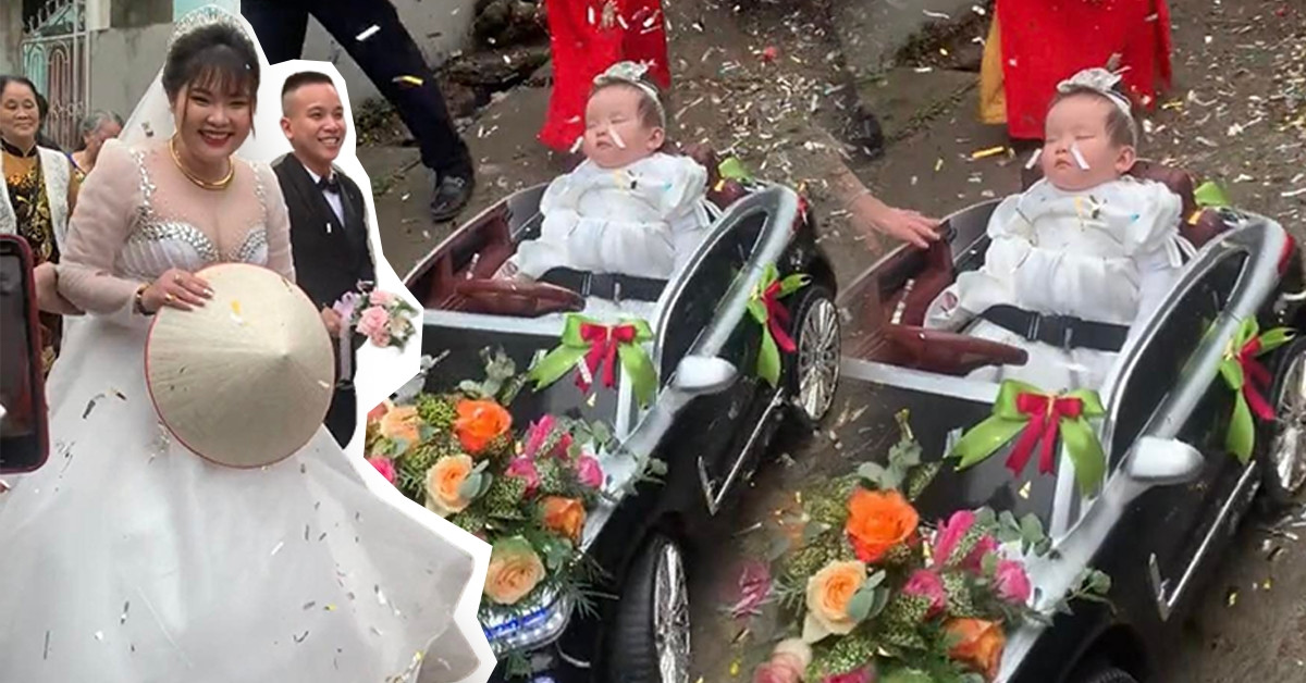 Điển hình như cô bé này được bố mẹ chuẩn bị cho xe hoa để cùng bố mẹ về một nhà trong đám cưới nhưng biểu cảm của bé lạ lắm.