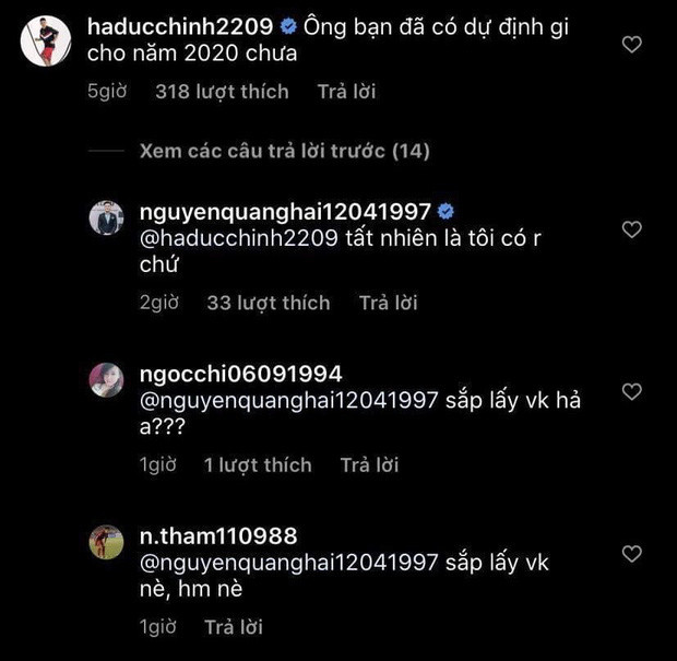 Ngay sau khi đăng tải bức ảnh bé cháu, Quang Hải đã bị "vựa muối" Hà Đức Chinh comment đầy "khiêu khích": "Ông bạn đã có dự định gì cho năm 2020 chưa?".