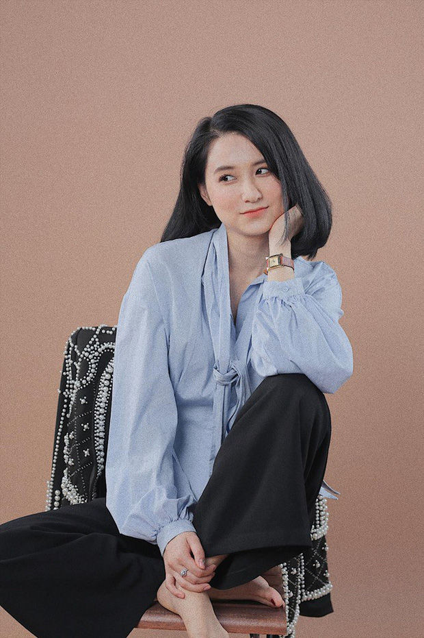 3 năm trôi qua, người tình tin đồn Angela Phan của Minh Nhựa vẫn xinh đẹp, trẻ trung đúng kiểu "phụ nữ chỉ xinh đẹp khi không thuộc về ai".