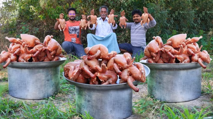 Nhưng điều khiến cho người xem yêu quý ông Narayana hơn hết đó chính là món ăn “siêu to khổng lồ" do ông nấu ra luôn được đem đến những đứa trẻ mồ côi hoặc người vô gia cư.