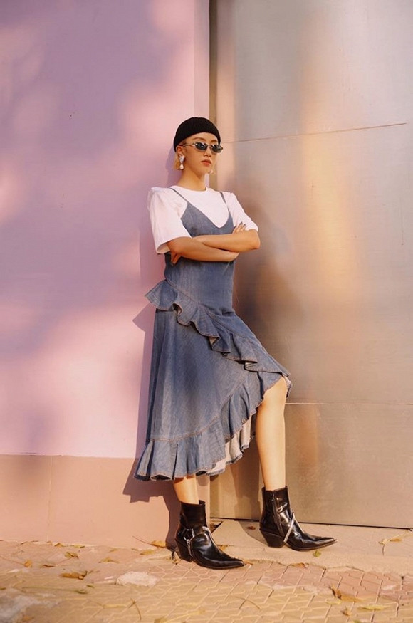 Hot girl sinh năm 1996 này dần định hình phong cách thời trang và sự nghiệp của mình.