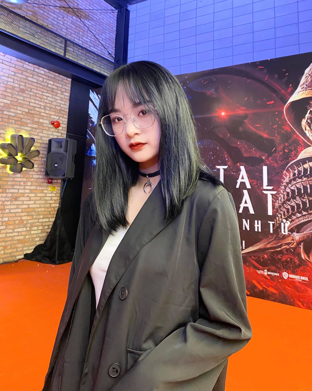 Là thế hệ đầu tiên của 10x, thế nhưng Gấm Kami đã có tới 10 năm kinh nghiệm chơi bida. Và cũng bởi tài năng này, cô hotgirl mới được nhiều người biết tới.