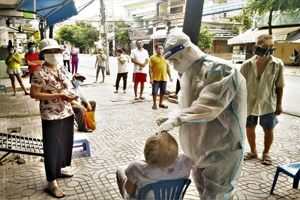 BS, hoc vien Quan y: 'Giup duoc gi cac me, chung em co het suc'-Hinh-3