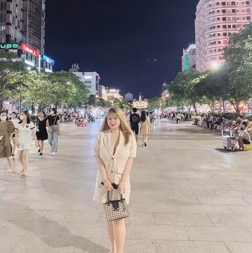 Chưa hết, trên dòng story của Thu Trang, cũng thường xuyên nhá hàng những nội dung có mặt trên O.F của mình.