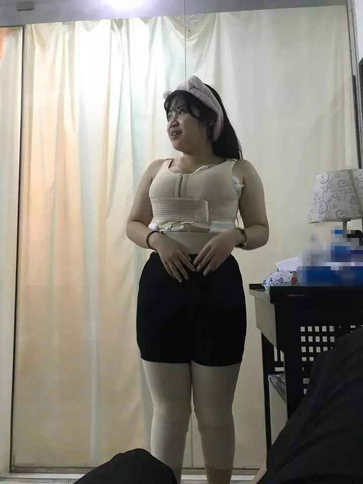 Ít giờ trước, hiện tượng mạng Hải Dương tiếp tục gây sốt khi công khai dao kéo vùng mặt.