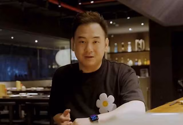 Việc duy trì một chế độ tập luyện nghiêm ngặt với môn thể thao pickleball đã giúp Xemesis cải thiện sức khỏe. Đồng thời, anh cảm thấy tự tin và năng động hơn trong công việc lẫn cuộc sống hàng ngày.