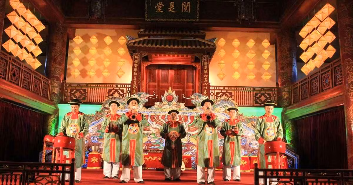 Diem danh loat di san van hoa phi vat the cua Viet Nam