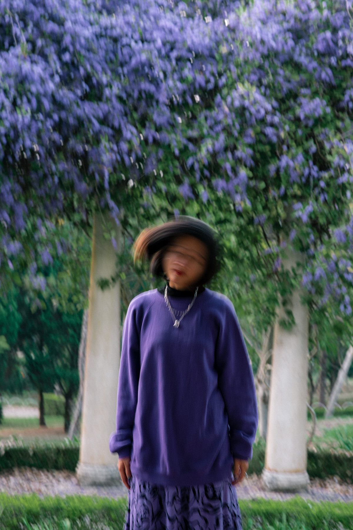 Bài đăng du lịch thành phố Đà Lạt của cô gái nhanh chóng nhận về hàng nghìn lượt like và cả trăm bình luận xôn xao.