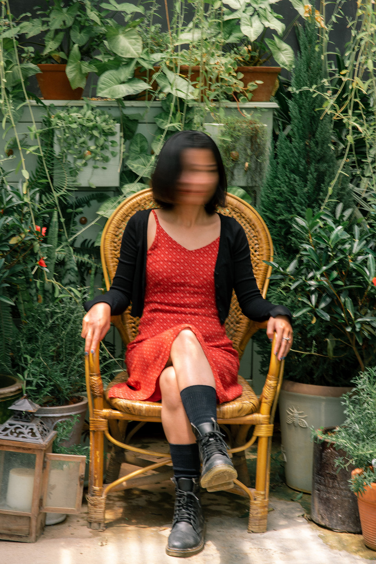 Mới đây, một cô gái đăng album ảnh check-in du lịch Đà Lạt theo kiểu có 1-0-2 vào một group du lịch đình đám trên Facebook.