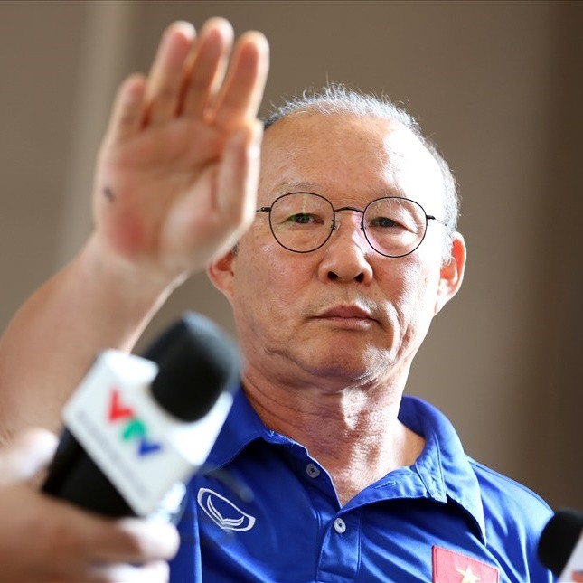 Trước việc sắp sẽ tới HLV Park Hang Seo sẽ không còn đồng hành với đội tuyển quốc gia Việt Nam với cương vị HLV trưởng thì hành động lập tài khoản cá nhân này được rất nhiều người mong chờ. Bởi lẽ từ đây họ sẽ được theo dõi thêm về cuộc sống, công việc và có thể là suy nghĩ của ông về các cầu thủ của chúng ta.