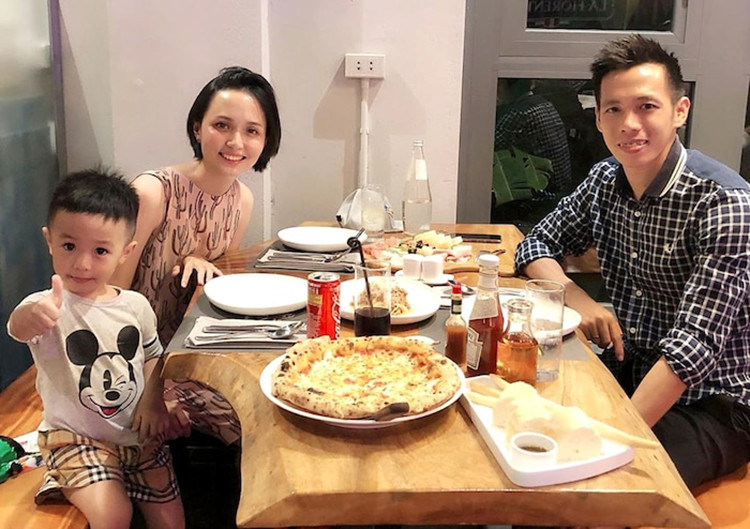 Có vẻ như Hermes và Chanel là 2 thương hiệu yêu thích của Huyền Mi.