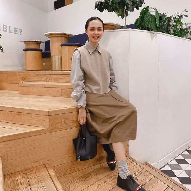 Dĩ nhiên so sánh sự tăng giá của túi hiệu với giá vàng của Huyền Mi hoàn toàn có cơ sở.