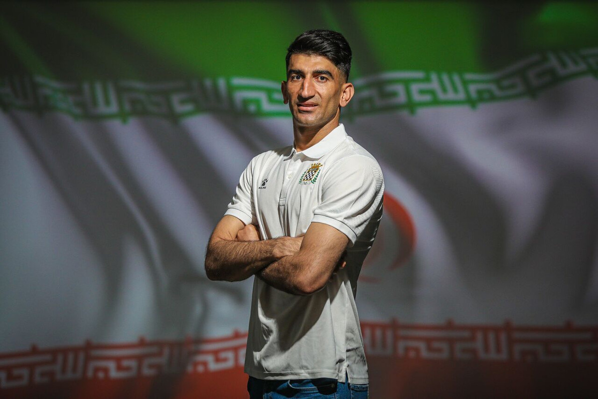 Jonas Baer-Hoffman, Tổng thư ký của FIFPro, viết trên Twitter: “Đã là trận đấu thứ 2 của World Cup rồi nhưng các biện pháp bảo vệ các cầu thủ bị chấn thương đầu vẫn chưa được triển khai. Alireza Beiranvand đáng lẽ phải được đưa ngay vào phòng thay đồ và đánh giá đúng mức. Đó là lý do chúng tôi thúc đẩy biện pháp tạm thay ngay cầu thủ bị chấn thương đầu mà IFAB đưa ra trong nhiều năm qua".