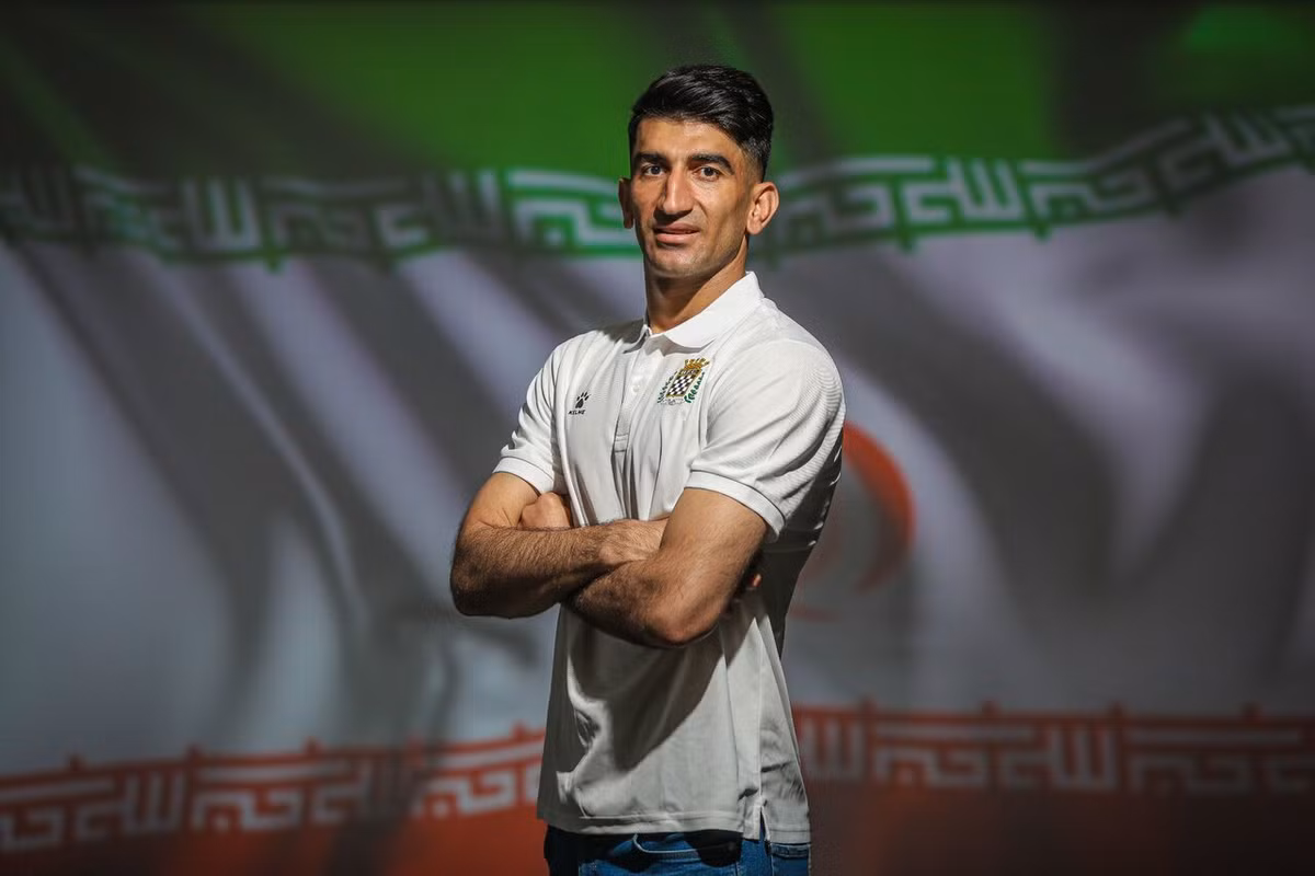 Jonas Baer-Hoffman, Tổng thư ký của FIFPro, viết trên Twitter: “Đã là trận đấu thứ 2 của World Cup rồi nhưng các biện pháp bảo vệ các cầu thủ bị chấn thương đầu vẫn chưa được triển khai. Alireza Beiranvand đáng lẽ phải được đưa ngay vào phòng thay đồ và đánh giá đúng mức. Đó là lý do chúng tôi thúc đẩy biện pháp tạm thay ngay cầu thủ bị chấn thương đầu mà IFAB đưa ra trong nhiều năm qua".