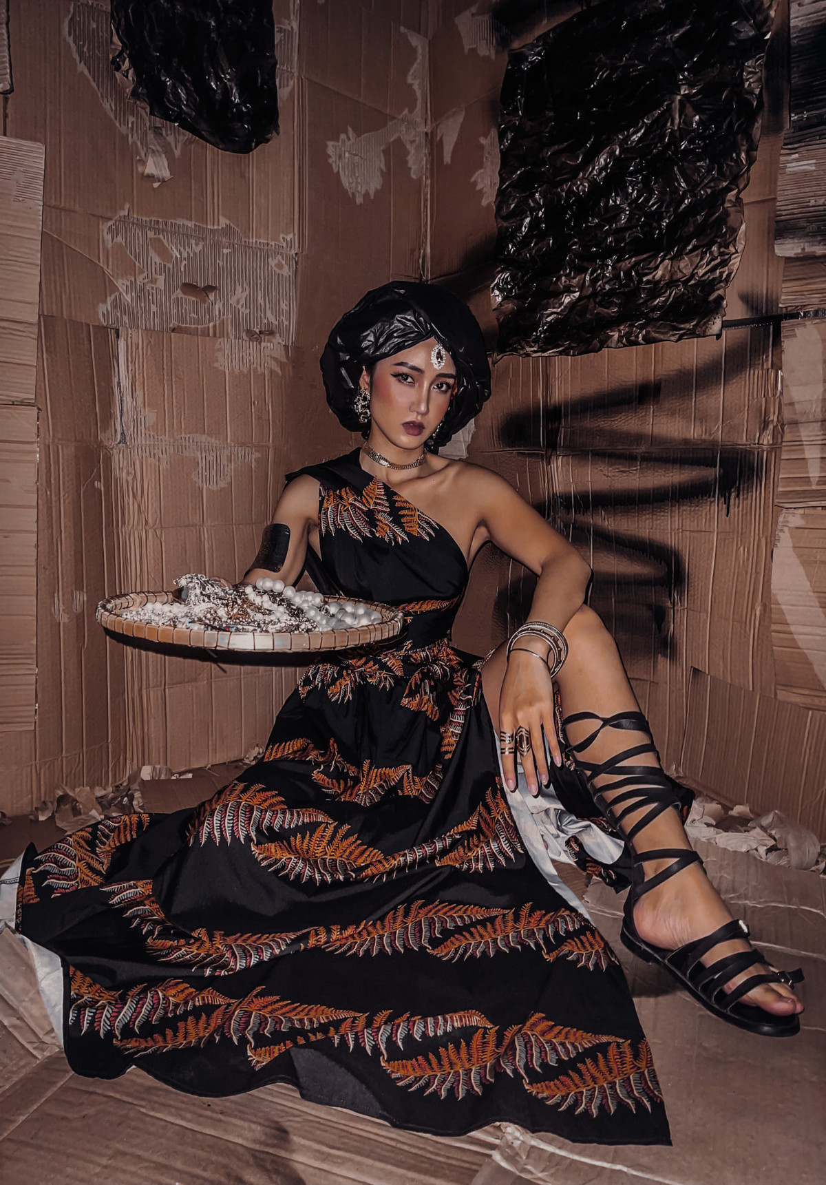 Mỗi phong cách, Gia Thị Linh đều thử thách chính mình với quan điểm phải làm tới "chất" của phong cách đó. Tuy nhiên, nếu được lựa chọn sau khi đã phiêu đủ với những phép thử khác nhau thì phong cách cô nàng sẽ theo đuổi cuối cùng đó là phong cách tân cổ điển, sang trọng và quý phái.