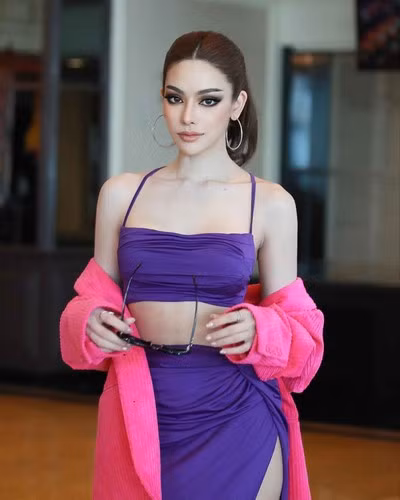 Paulius áp dụng các bài tập cường độ cao như tập tạ, yoga bay và cuối tuần sẽ tập vũ đạo.