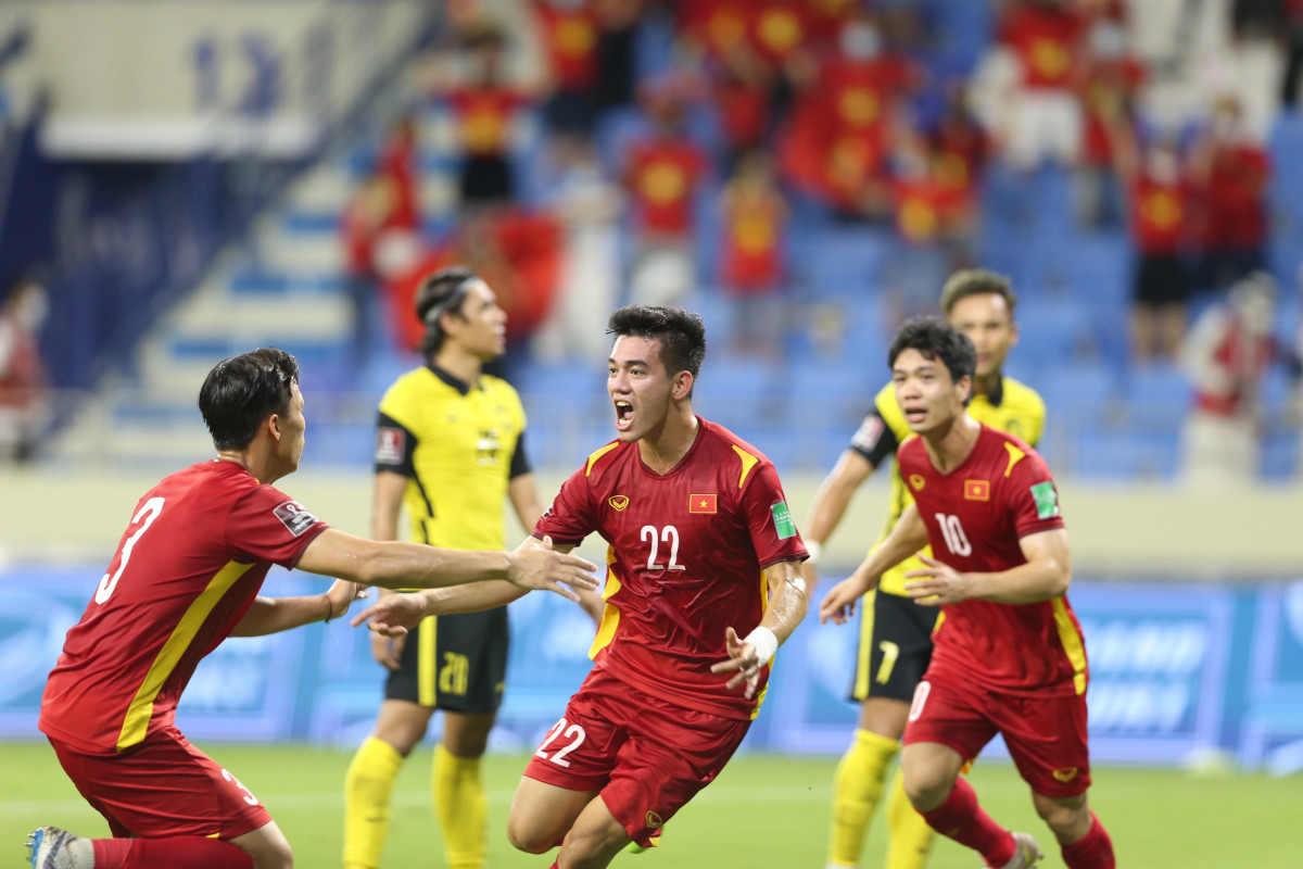 Cuộc đối đầu giữa đội tuyển Việt Nam và Malaysia diễn ra vào tối 11/6/2020 được coi là trận đấu bản lề để đoàn quân của HLV Park Hang Seo nghĩ tới tấm vé đi tới vòng loại cuối cùng World Cup 2022.