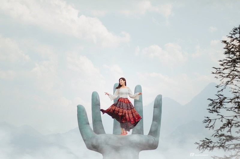 Không dừng ở đó, thời gian gần đây, du lịch Sapa còn xuất hiện thêm nhiều công trình có khung cảnh lãng mạn và thơ mộng được ví như "tiểu Bali" để phục vụ nhu cầu “sống ảo” của giới trẻ.