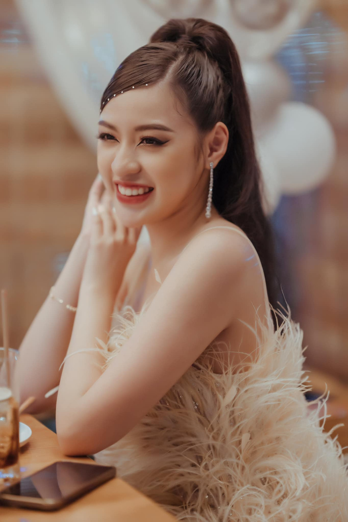 Khi tham gia cuộc thi Hoa hậu Thể thao Việt Nam, Thanh Tâm cũng có những phát ngôn khá "gắt", cho rằng HLV Minh Tú chơi không đẹp, không văn minh.