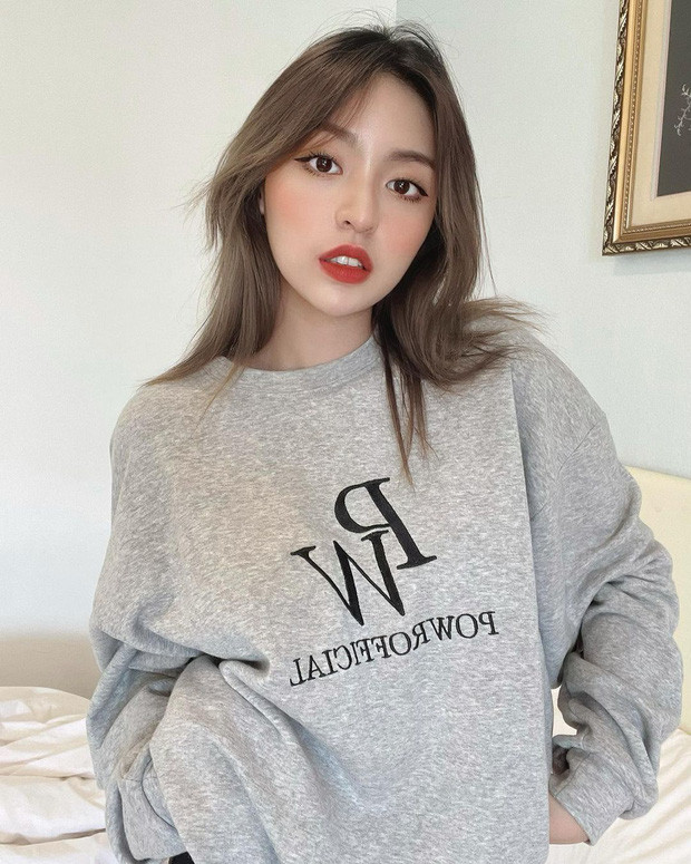 Đáng chú ý nhất, dưới phần bình luận động thái của hot girl "trứng rán cần mỡ" - Trần Thanh Tâm.