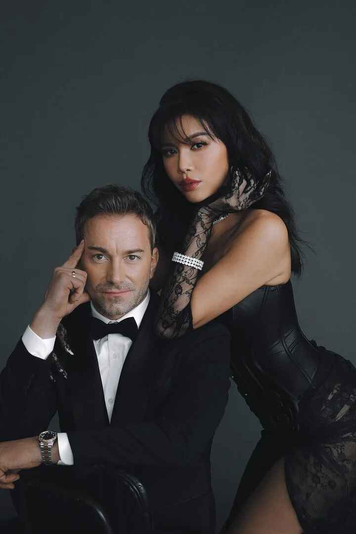 Đám cưới của nàng siêu mẫu và chồng Tây diễn ra tại TP.HCM, quy tụ hơn nửa showbiz Việt tham dự.