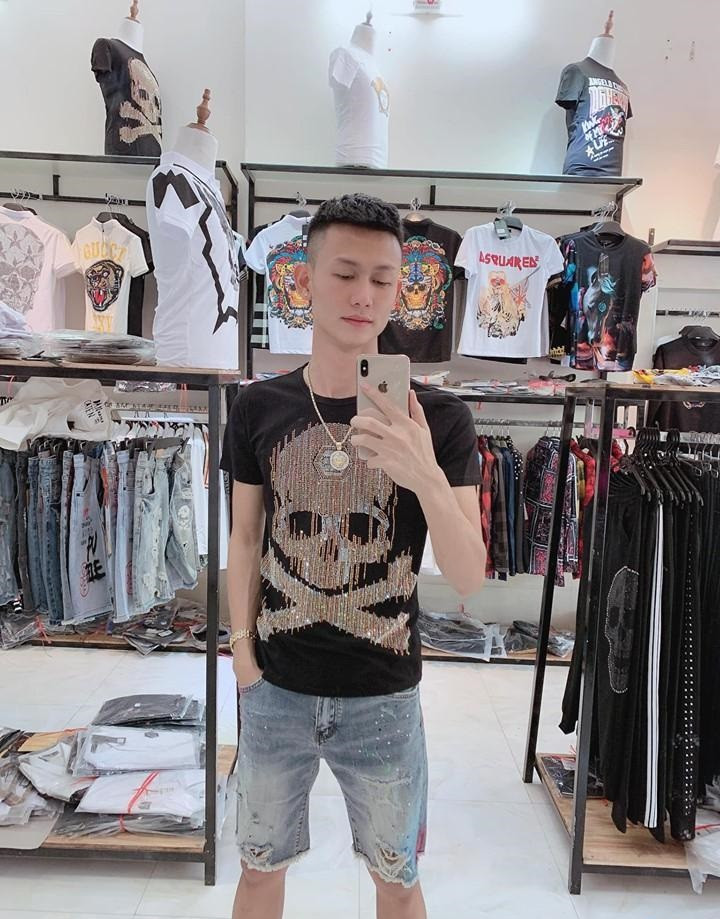 Sau đó, YouTuber Duy Thường còn nói nhiều lời tỏ thái độ cười cợt, không đúng mực khi nói về việc bị phạt.