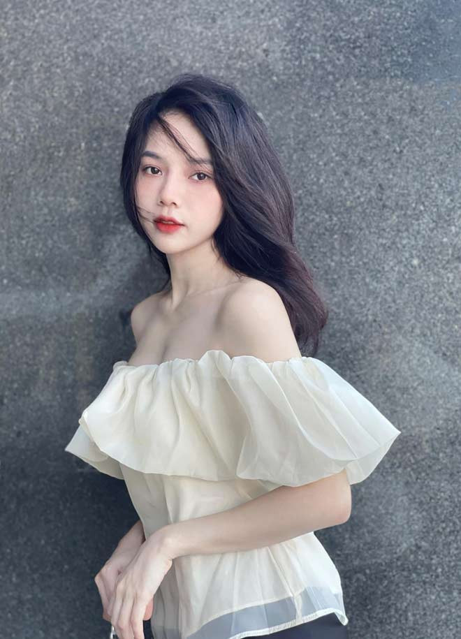 Quỳnh Trang rất bất ngờ và hạnh phúc khi hình ảnh đi xem “concert BlackPink” của mình được dân mạng chú ý. Đây được xem là kỷ niệm đáng nhớ trong tuổi thanh xuân của cô gái xứ Nghệ.