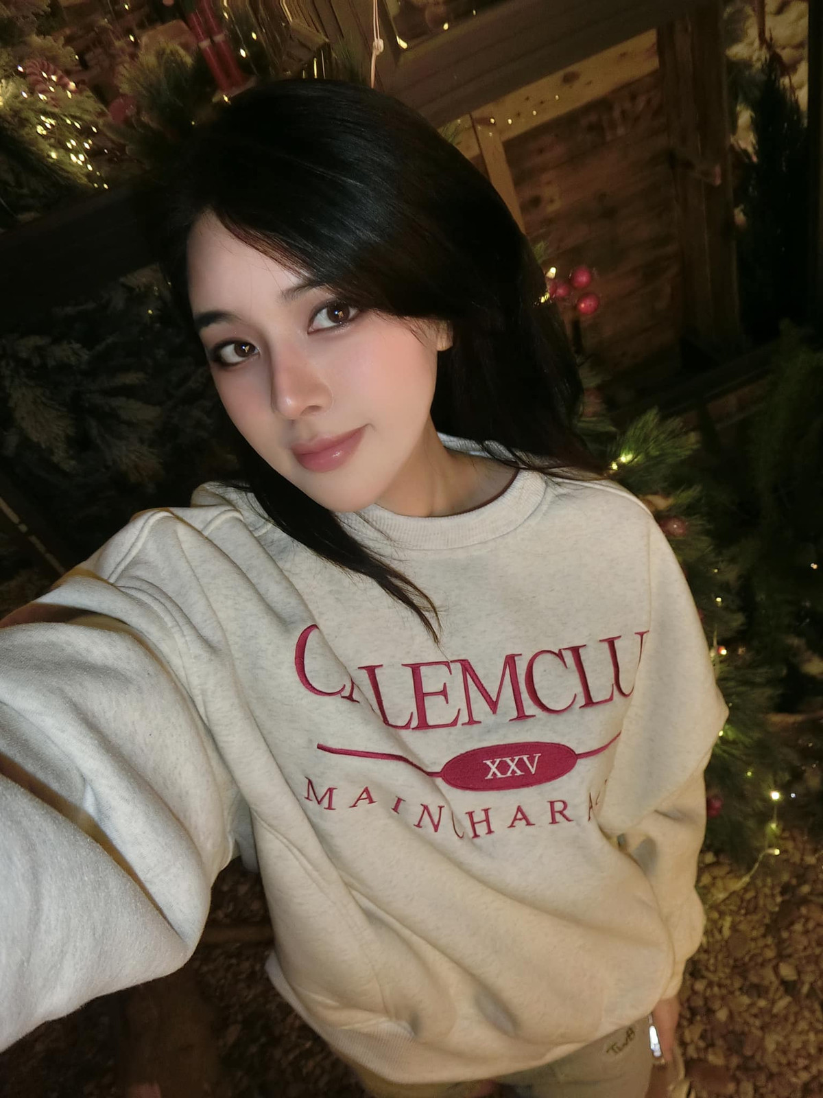 Tuy nhiên, việc Vũ Văn Thanh chính thức công khai mối quan hệ khiến người hâm mộ tin tưởng rằng ngày chung đôi của hai người sẽ không còn xa.