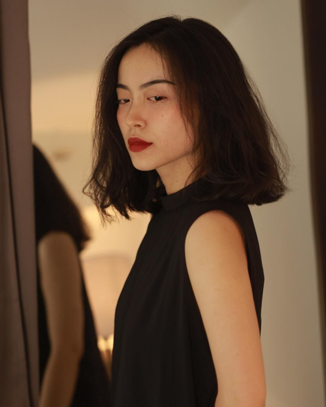 Sau khi đăng story để nói cho hả dạ thì Hà Trúc tiện tiết lộ luôn "quỹ từ thiện" của riêng mình. Ngoài những lần chuyển khoản trực tiếp cho các quỹ, nữ blogger này còn có 1 tài khoản ngân hàng riêng chỉ để nhận tiền do chính cô chuyển vào, sau những lần làm gì đó không tốt như sân si, đanh đá, nói xạo,... xem như là tiền phạt bản thân.