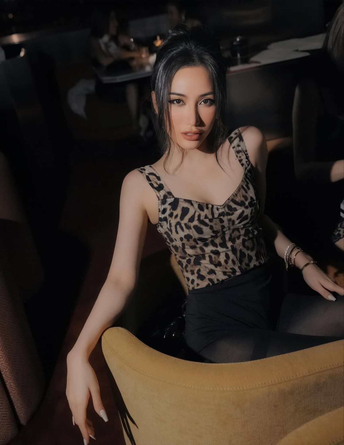 Vẻ ngoài cuốn hút, trẻ trung của Meo Meo giúp cô giữ được sức hút sau bao năm.