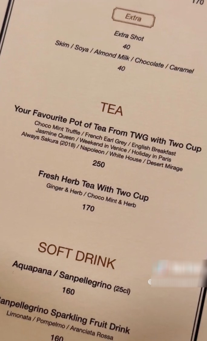 Không chỉ "gây bão" với những trải nghiệm sang chảnh, NTK Thái Công còn khiến dân mạng ngỡ ngàng khi cho ra mắt một quán cafe đậm chất giới thượng lưu.