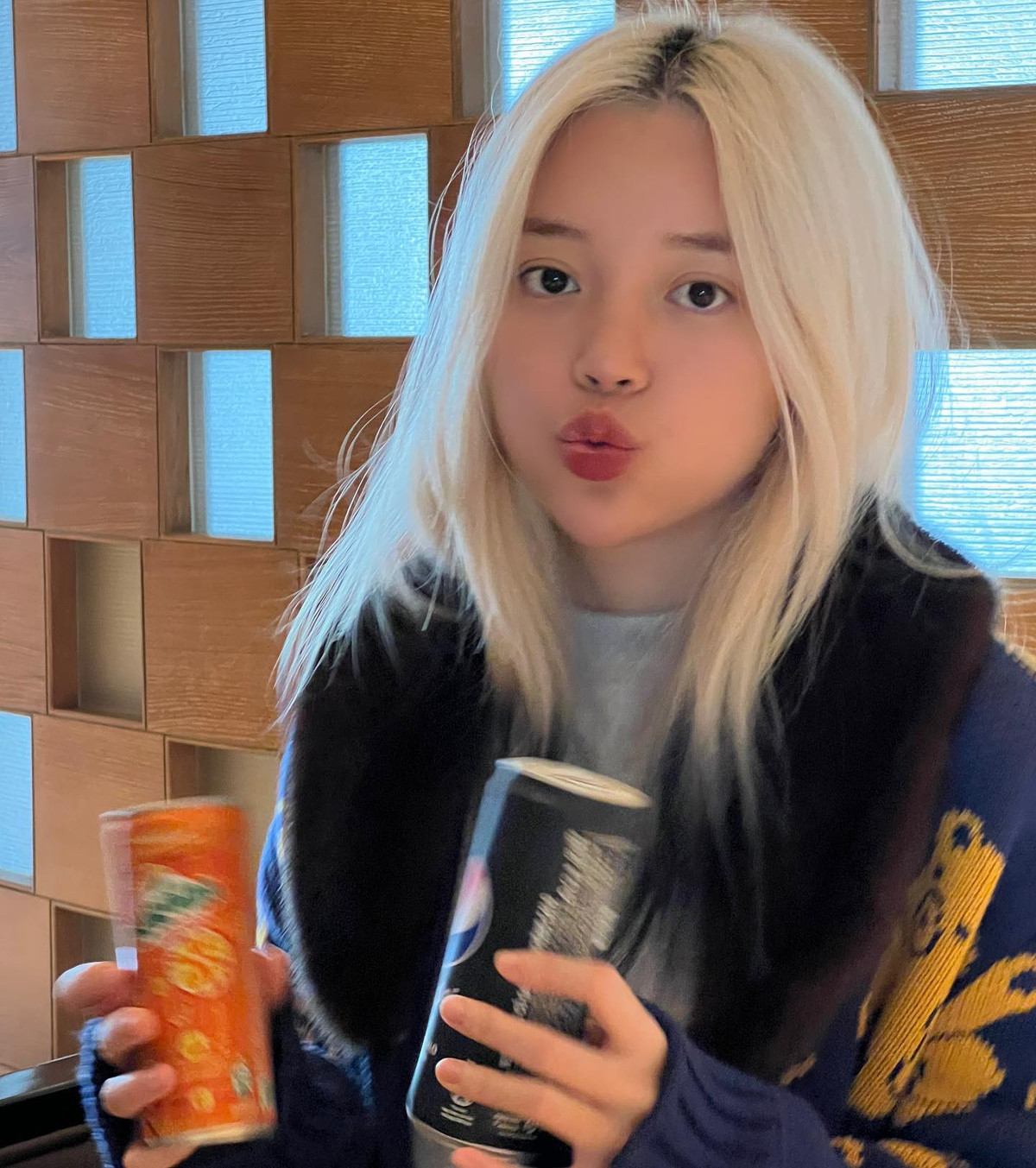 Nữ streamer ngay lập tức khẳng định về mối quan hệ với người yêu cũ: "Mình biết bạn không có ý gì nhưng mà nay có rất nhiều người bình luận ác ý, bỡn cợt về chuyện này trên MXH nên mình gom vào đây nói một lần.