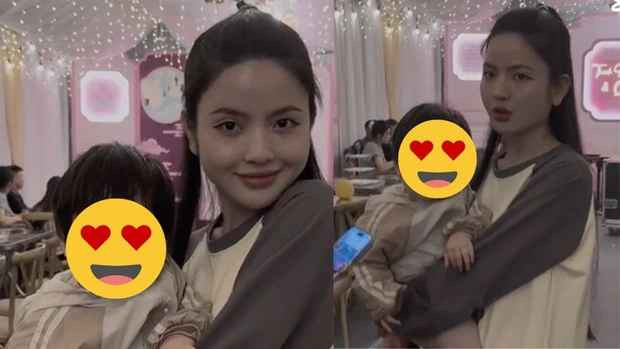 Vào tối 31/12, vợ Quang Hải cũng lộ diện tại rạp đám hỏi ở quê nhà - Sơn Tây chơi đùa cùng cháu và chào hỏi mọi người.