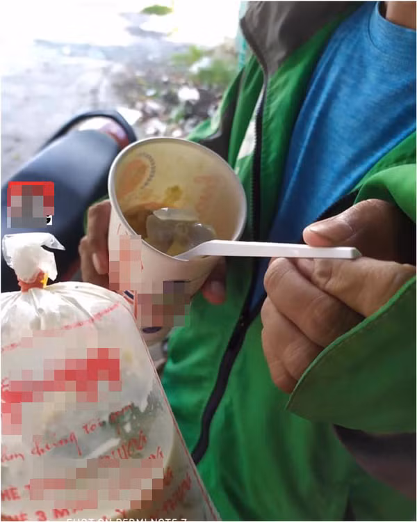 Không ít người cho rằng, đây chính là một bài học mà bạn nữ mua hàng sẽ nhớ mãi.