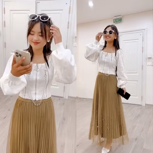 Ngay sau khi đoạn video được đăng tải, dưới phần bình luận, nhiều độc giả đã dành lời khen “có cánh” cho nhan sắc của mẹ Phúng Phính. Thậm chí, không ít người còn nhận xét cô có gương mặt khá giống với diễn viên Phương Oanh khi đóng bộ phim Lặng yên dưới vực sâu.