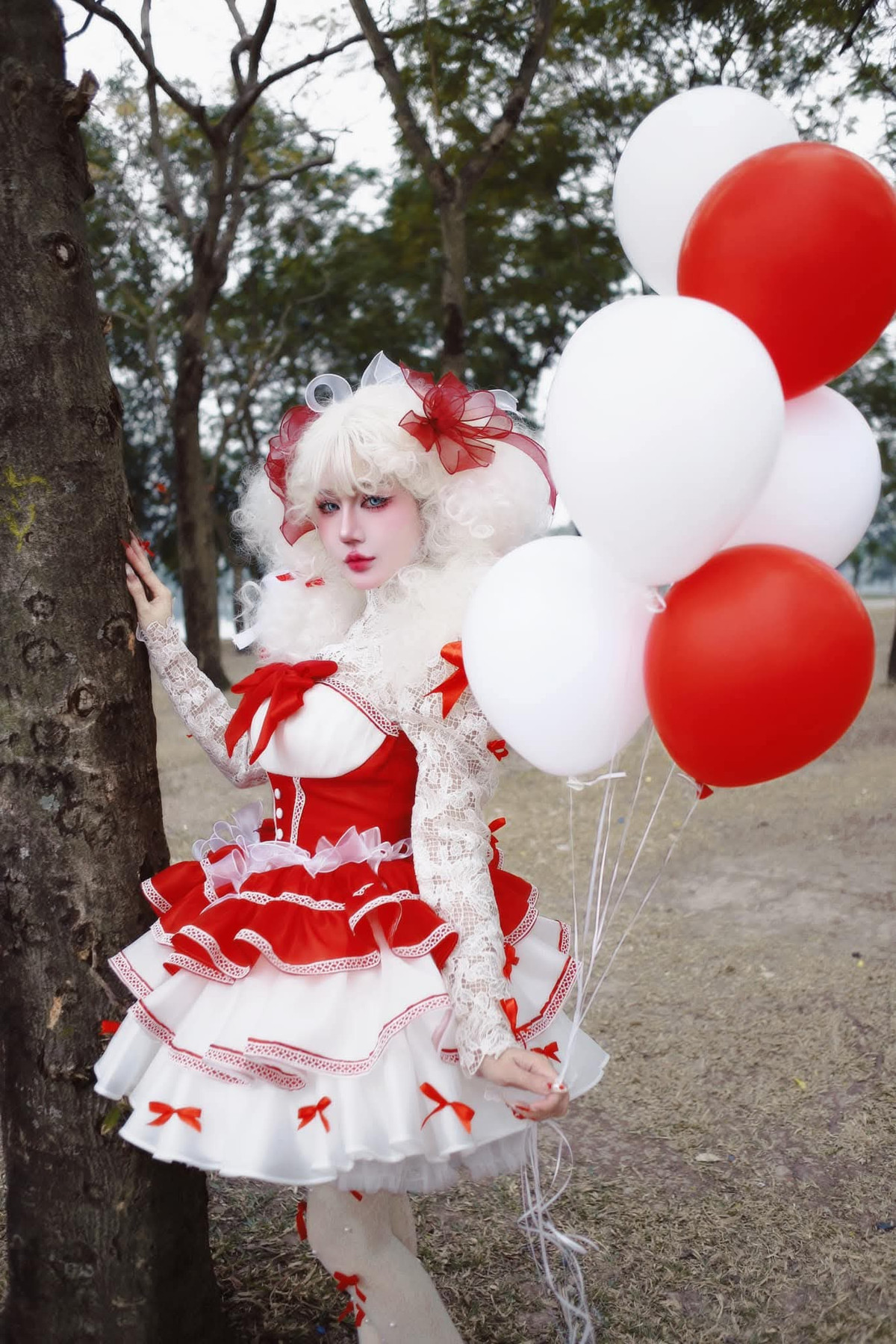 Bình luận dưới bài viết của Thiên Thy, dân mạng cho rằng: “Tưởng thế là hay?!”. Phản ứng của nữ streamer còn gây sốc hơn nữa khi chẳng ngần ngại chút nào, thậm chí tỏ “thái độ”.