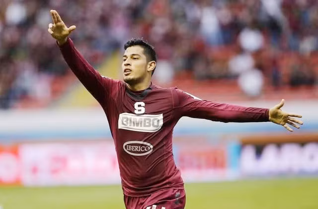 Tan binh trieu USD CLB TPHCM: Soi 