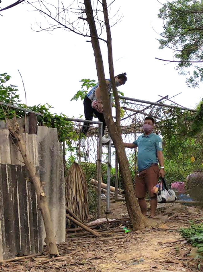 Chính những hành động thông chốt kiểm dịch khiến công tác phòng chống dịch COVID-19 càng thêm phần khó khăn.