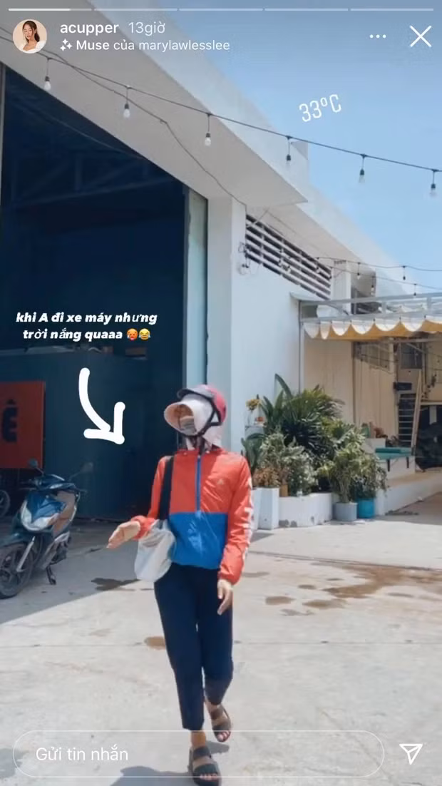 Mới đây Amandine lại khiến dân tình ngỡ ngàng khi đăng một khoảnh khắc đời thường của mình. Theo đó, cô nàng mặc quần áo kín mít từ đầu tới chân, nhìn vào đố ai nhận ra đó là hot girl 9X vì hoàn toàn khác với hình ảnh "tiểu thư Paris" gợi cảm trên mạng.