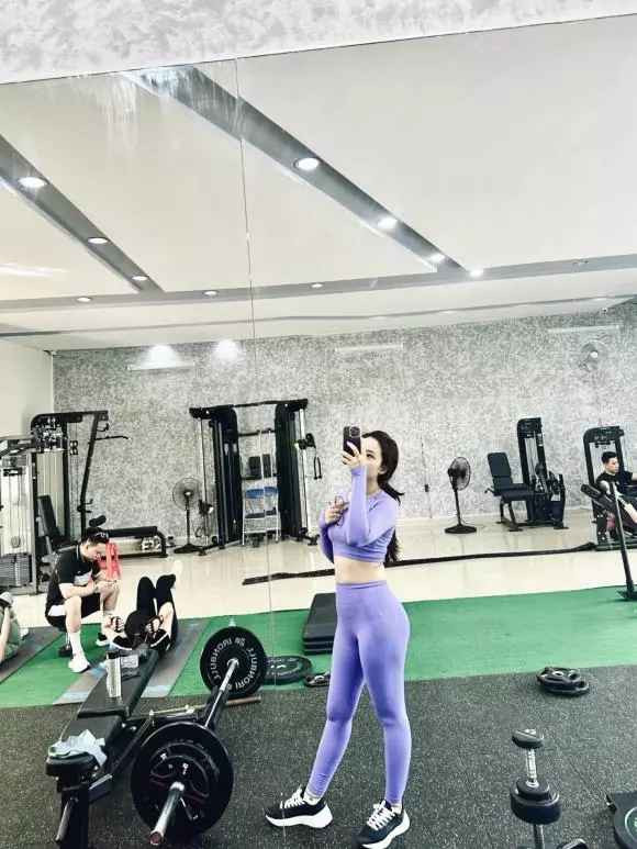 Mới đây trên trang cá nhân, Võ Nhật Linh - bà xã Phan Văn Đức gây chú ý khi cập nhật dòng trạng thái mới.